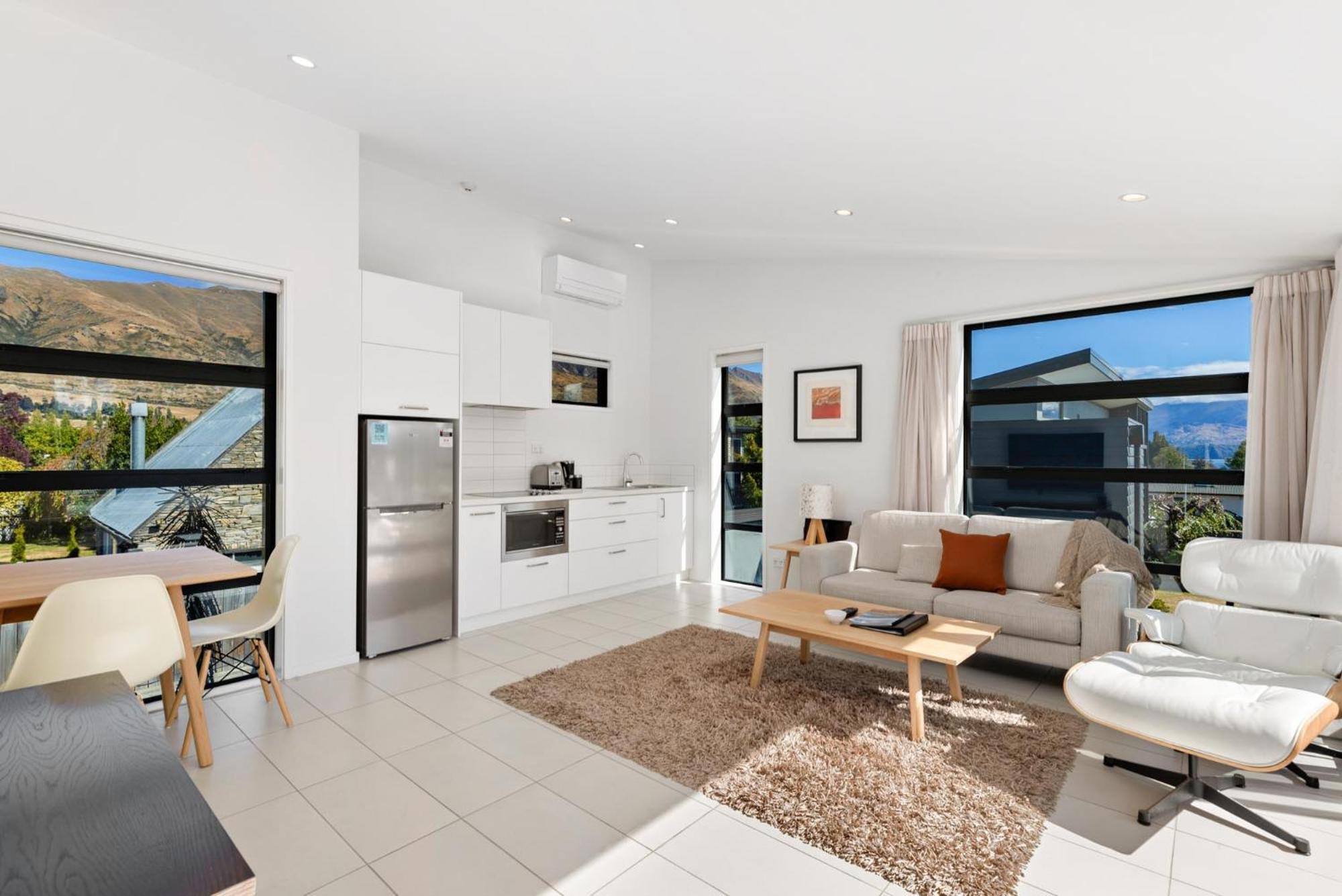 Tenby Apartments Уанака Екстериор снимка
